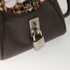 Prada --