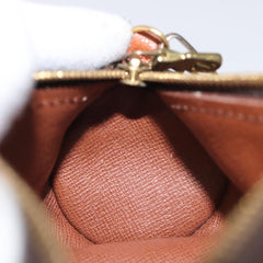 Louis Vuitton Papillon