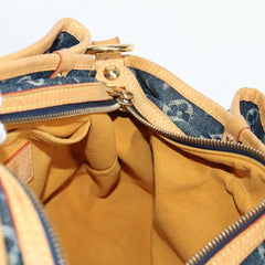 Louis Vuitton Pleaty