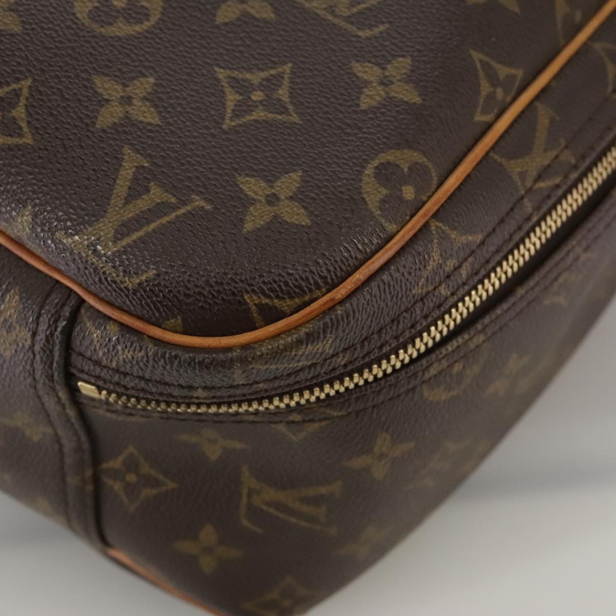 Louis Vuitton Excursion