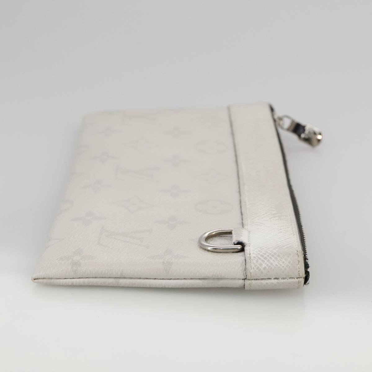 Louis Vuitton Discovery