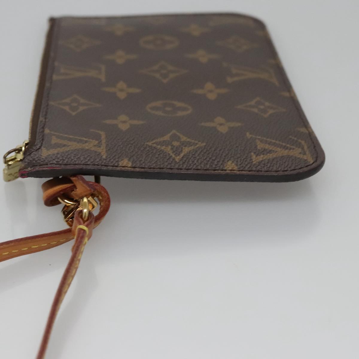 Louis Vuitton Neverfull pouch