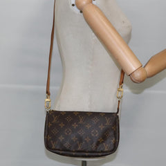 Louis Vuitton Pochette Accessoire