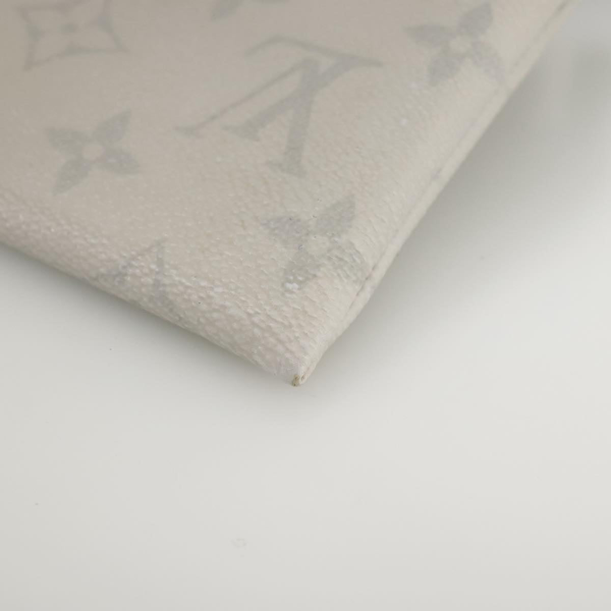 Louis Vuitton Discovery