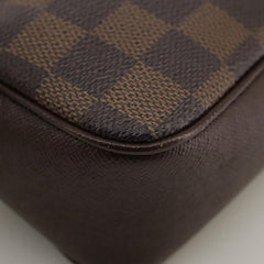 Louis Vuitton Trousse makeup