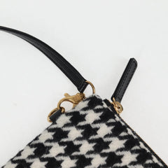 Chanel CHANEL 22