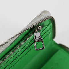 Louis Vuitton Zippy wallet