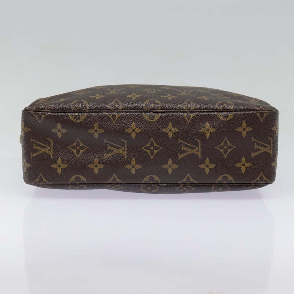 Louis Vuitton Trousse Toilette 28