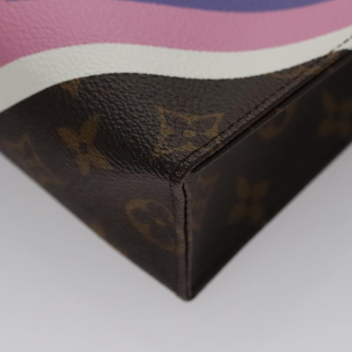 Louis Vuitton Trousse de Toilette