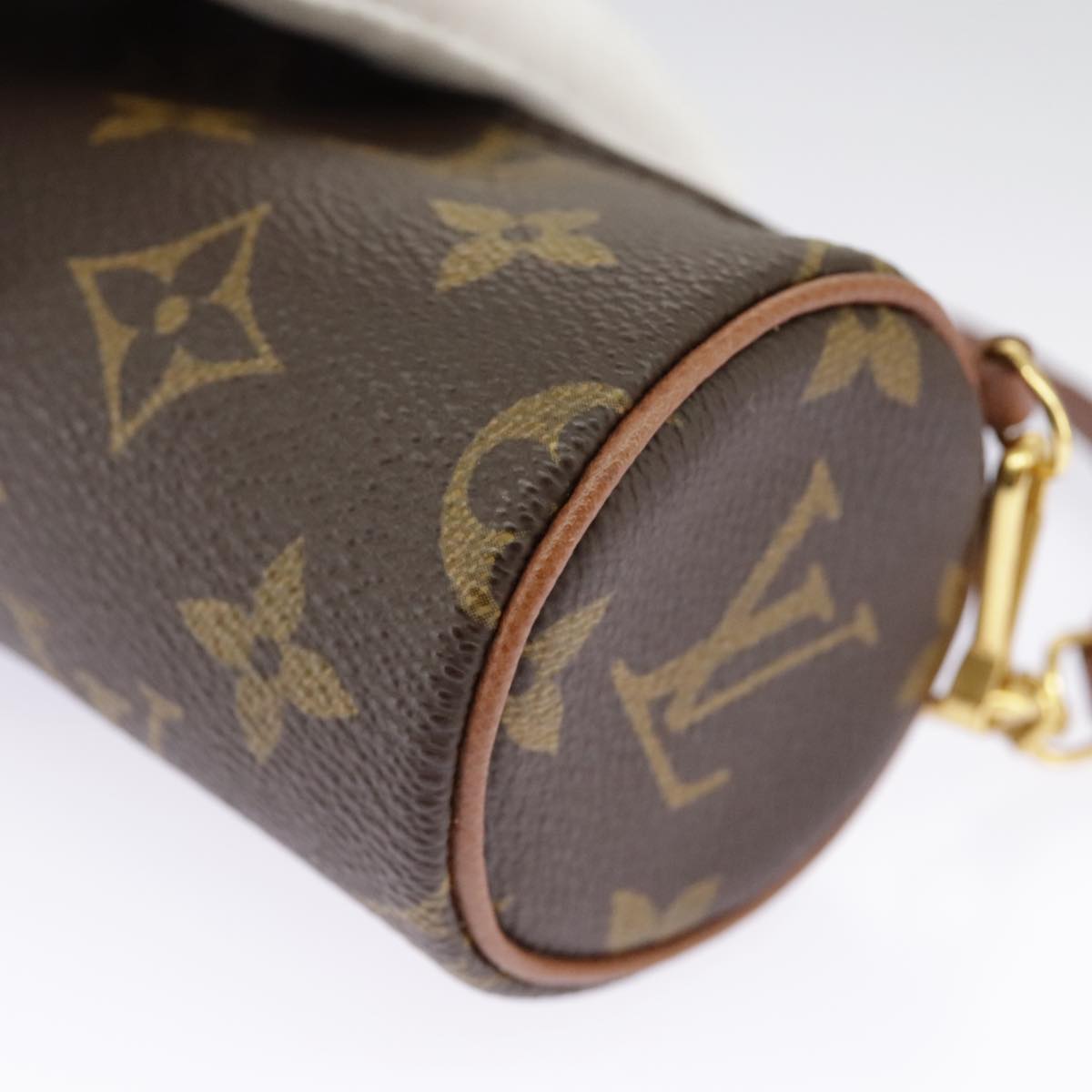 Louis Vuitton Mini baby papillon