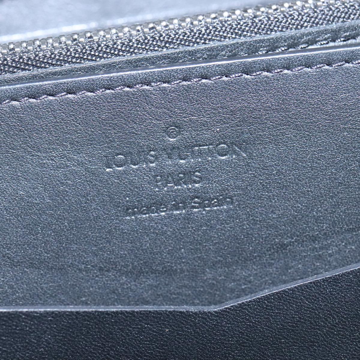 Louis Vuitton Atholl