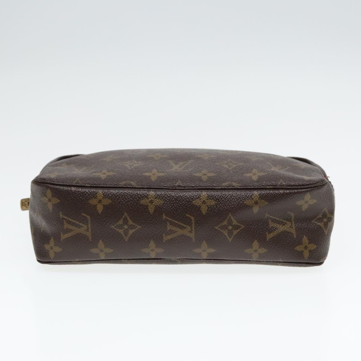 Louis Vuitton Truth Toilette 23