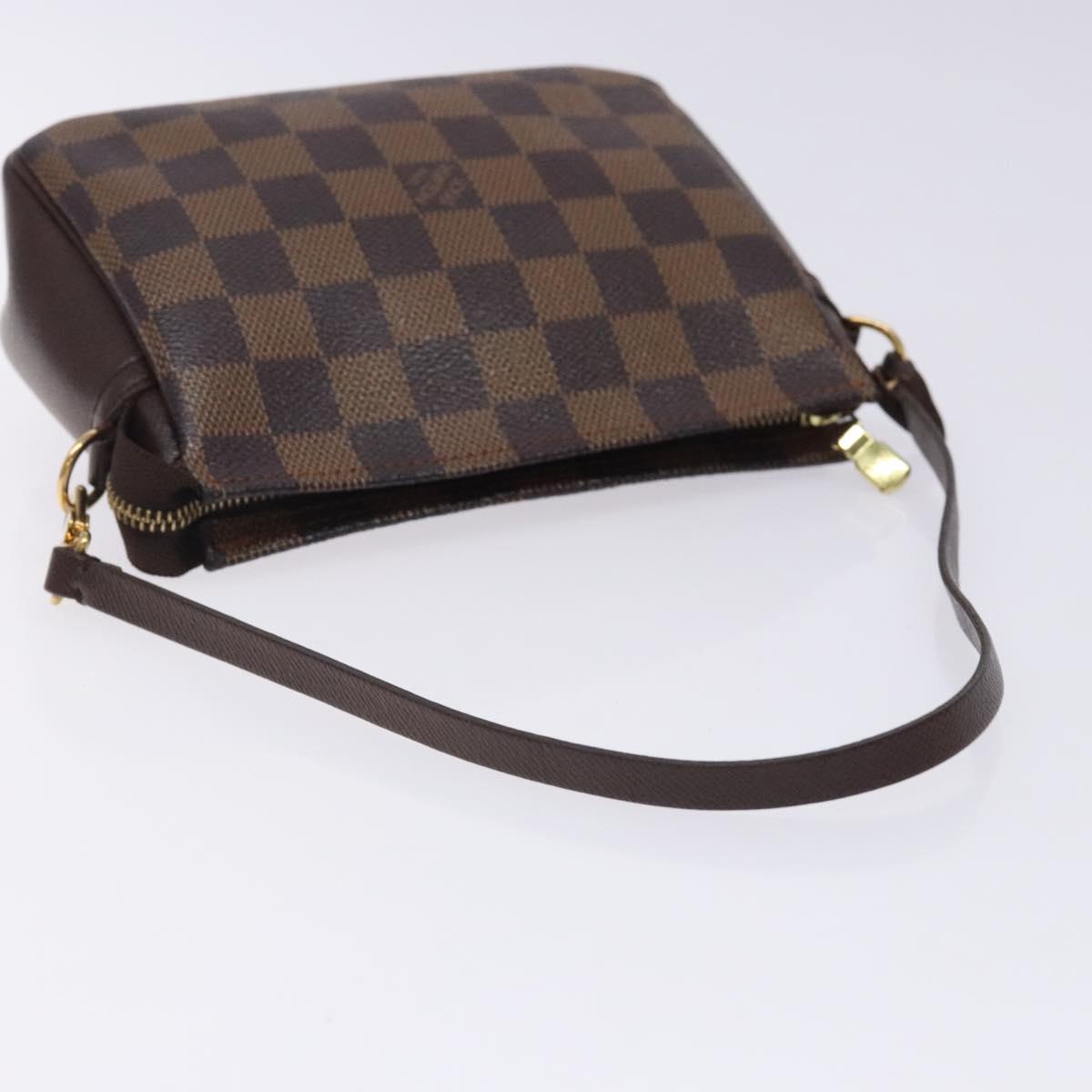 Louis Vuitton Trousse makeup