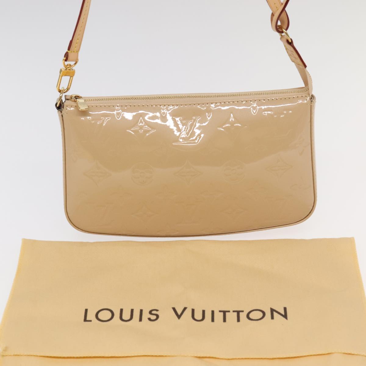 Louis Vuitton Pochette Accessoire