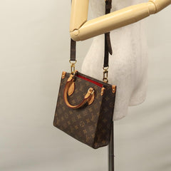 Louis Vuitton Plat
