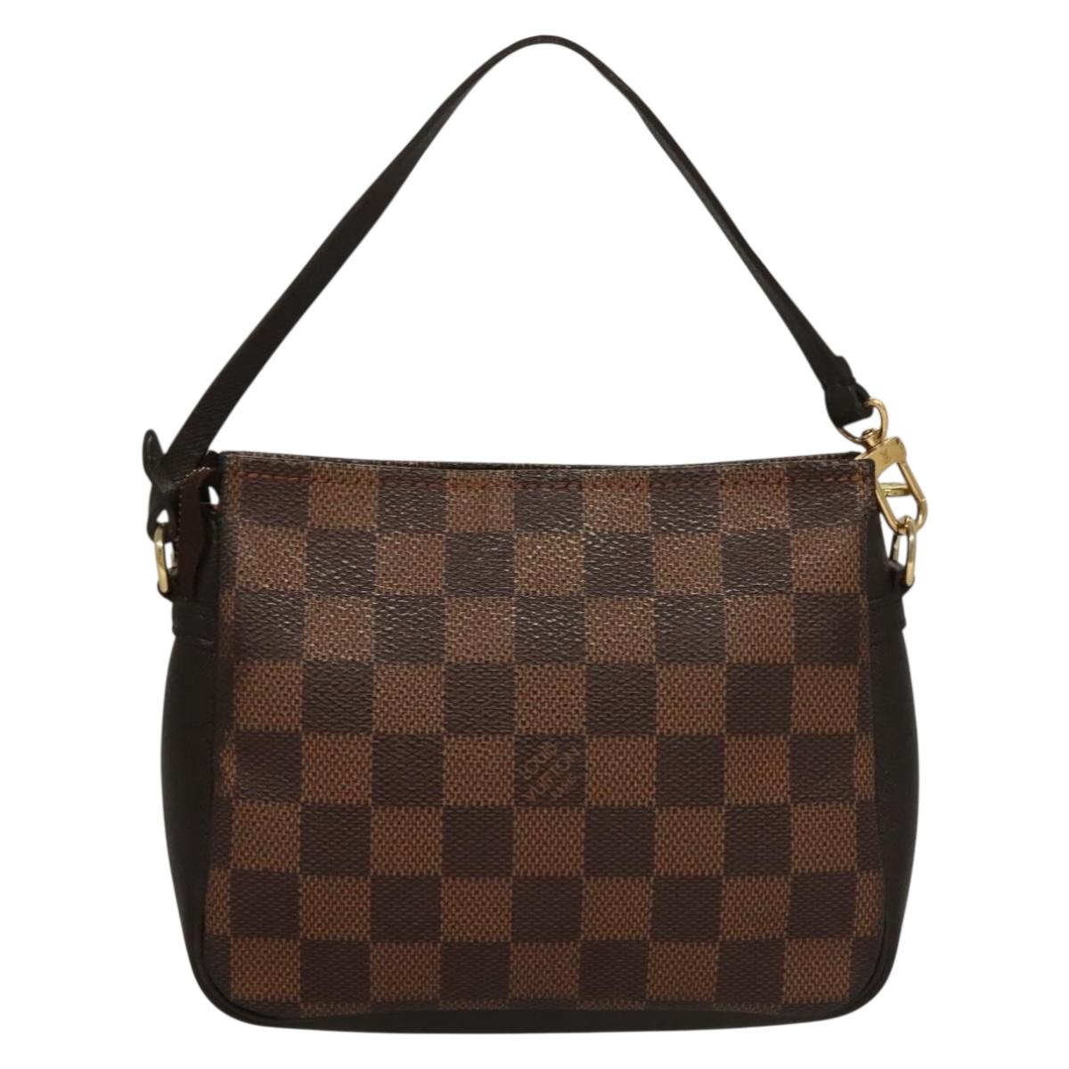 Louis Vuitton Trousse makeup