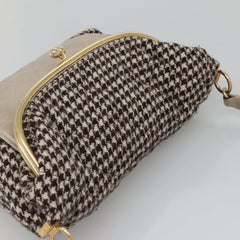 Chanel -