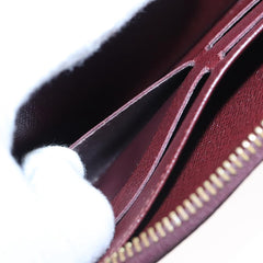 Louis Vuitton Zippy wallet
