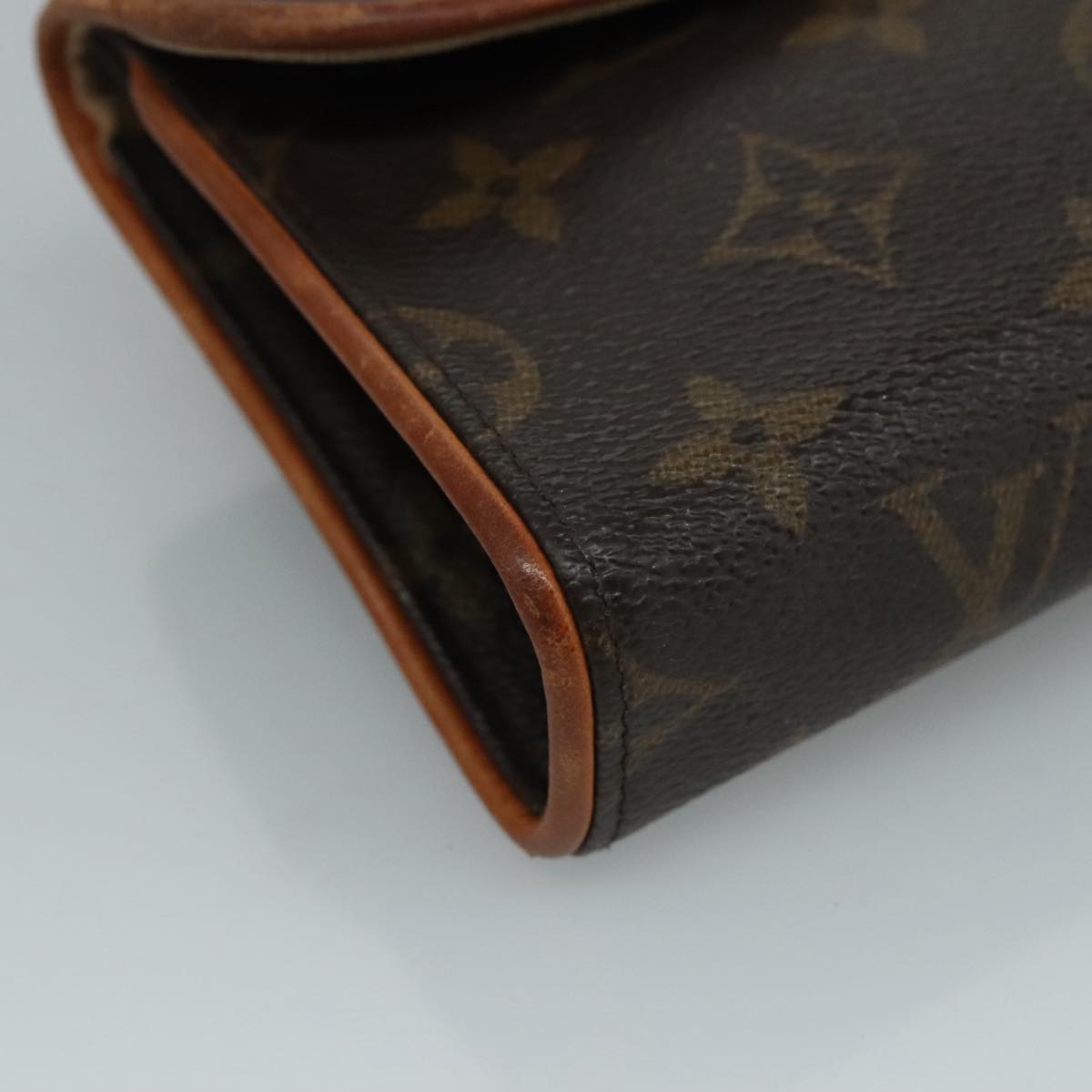 Louis Vuitton Florentine