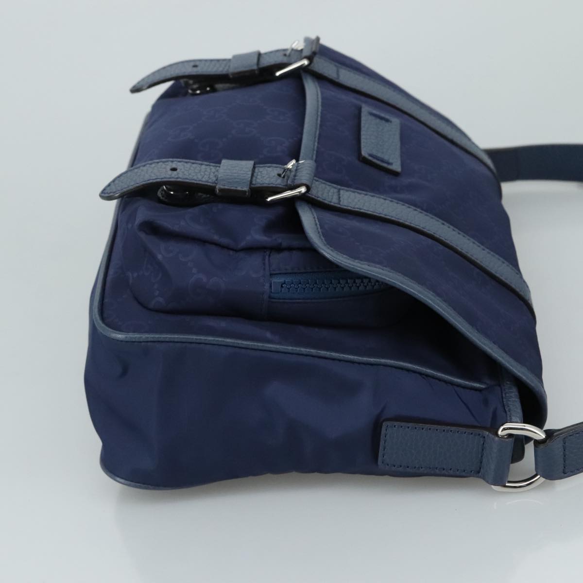 Gucci Messenger