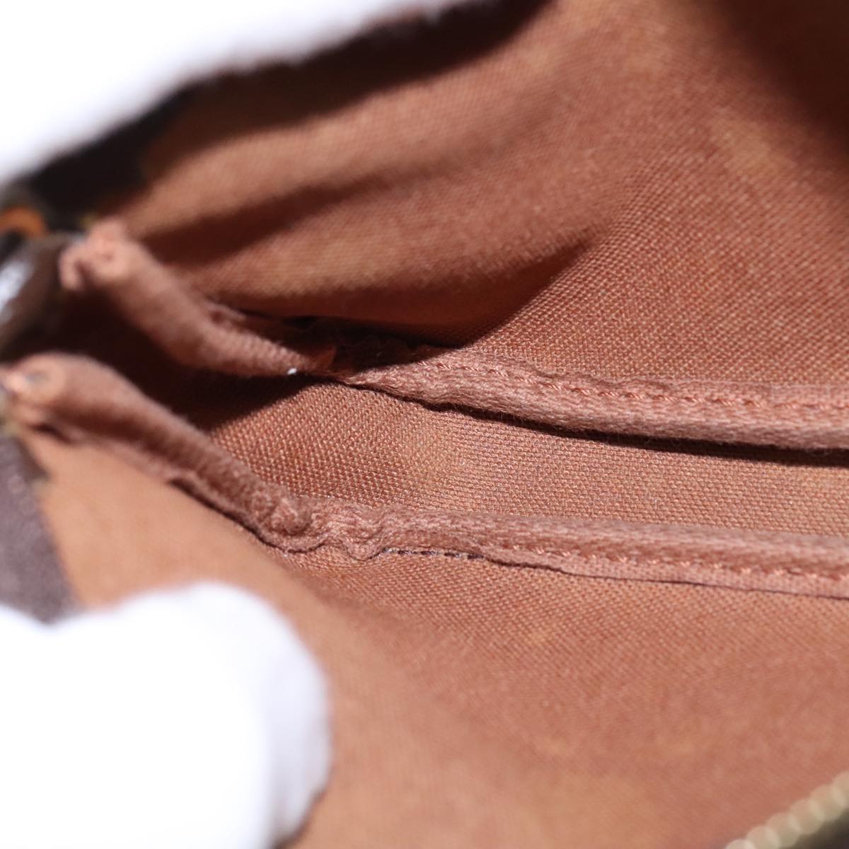 Louis Vuitton Mini Pochette Accessoires