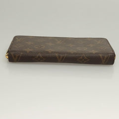 Louis Vuitton Zippy wallet