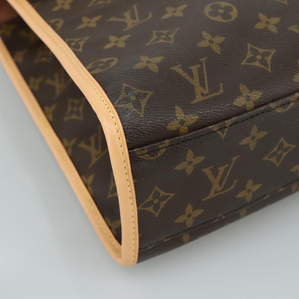 Louis Vuitton Beverly