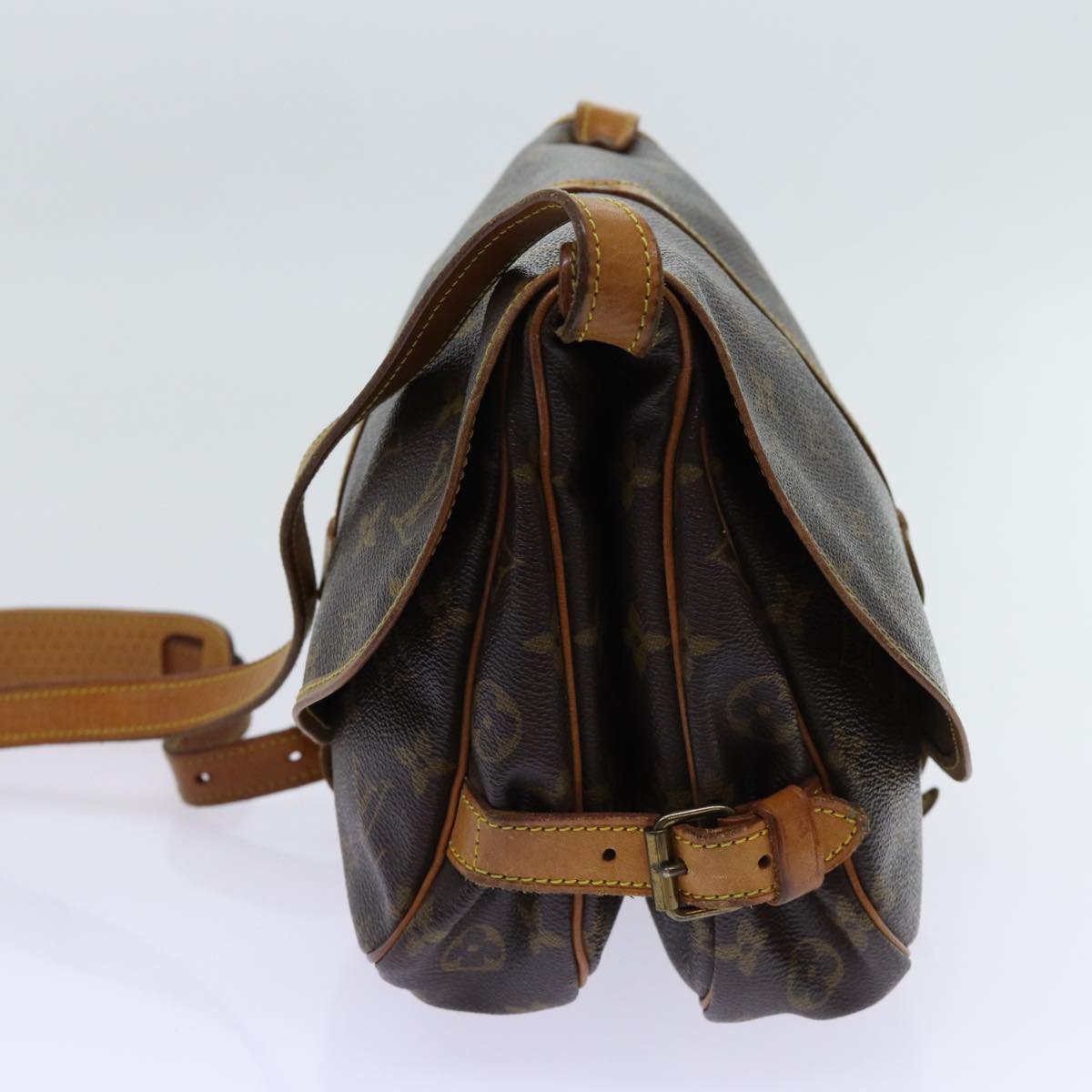Louis Vuitton Saumur