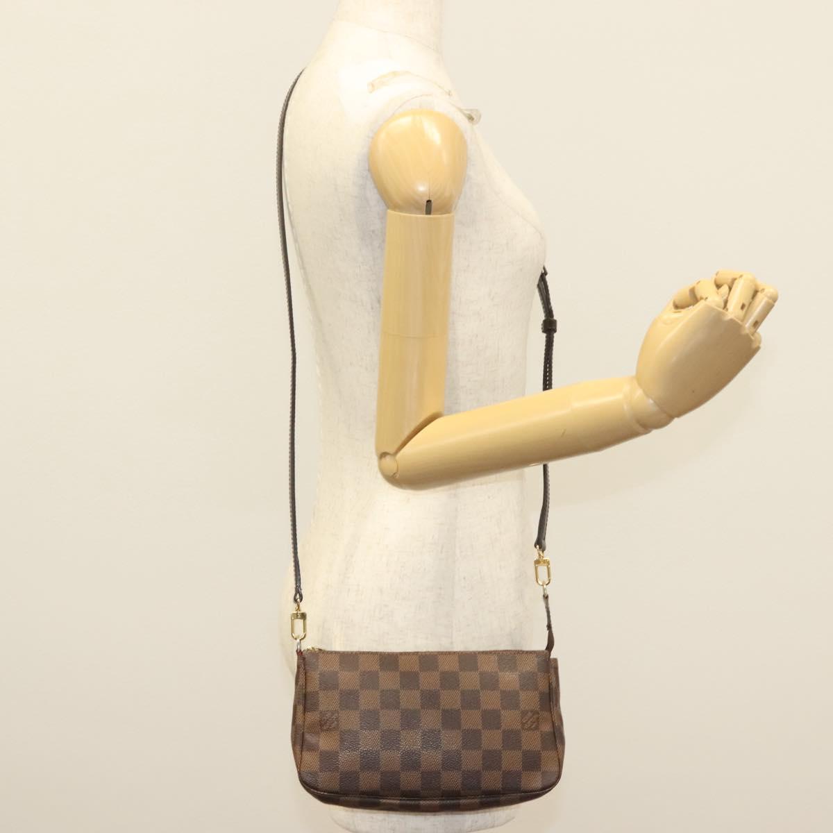 Louis Vuitton Pochette Accessoire