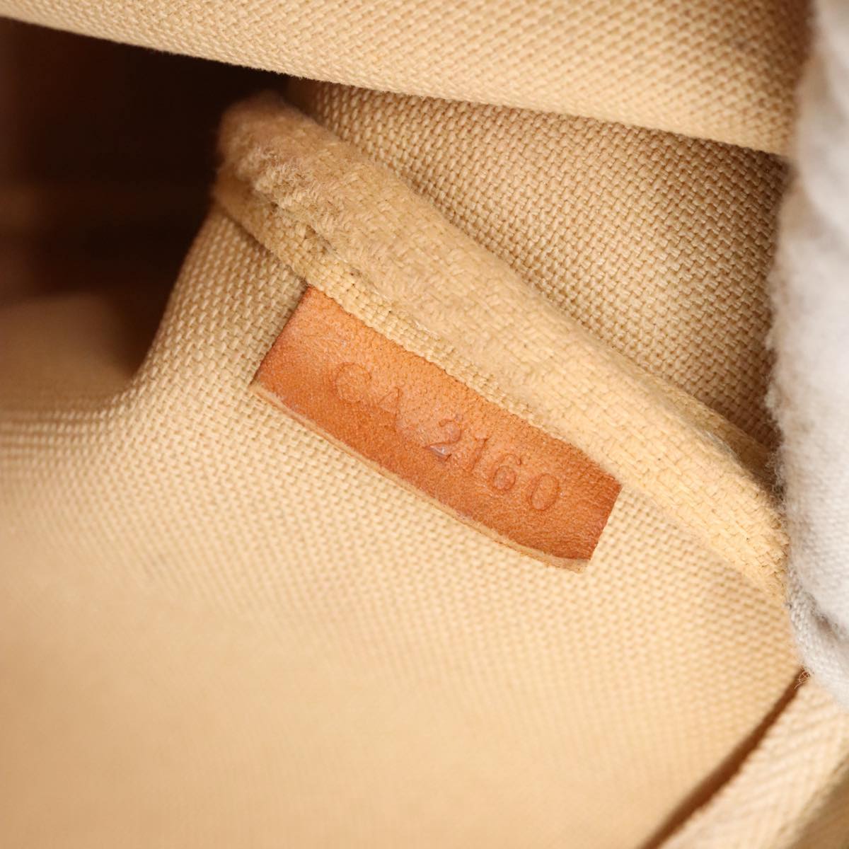 Louis Vuitton Pochette Accessoire