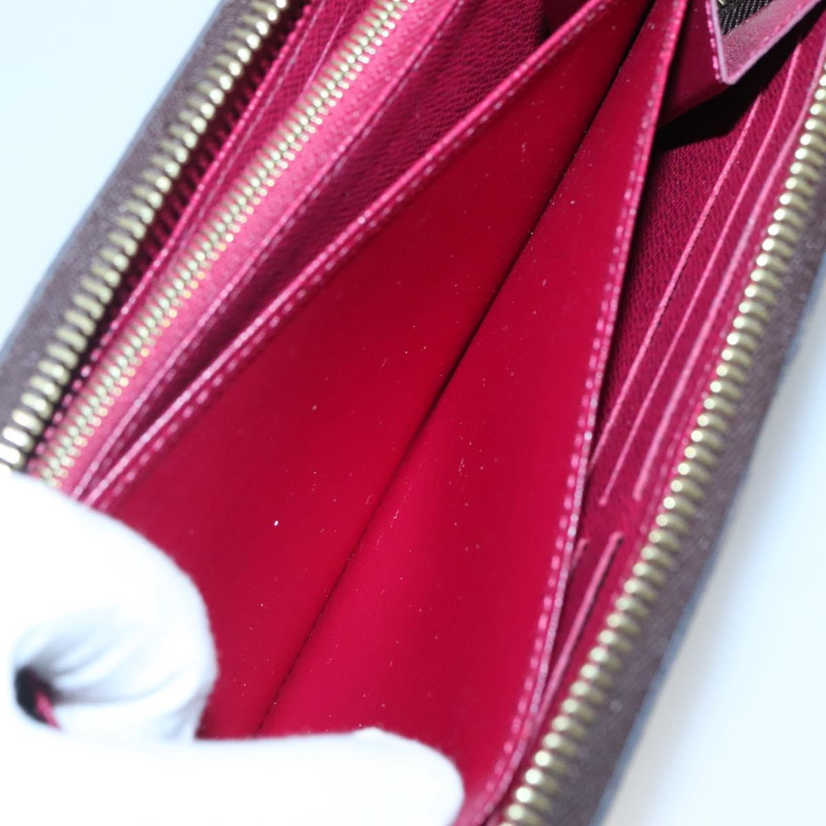 Louis Vuitton Zippy
