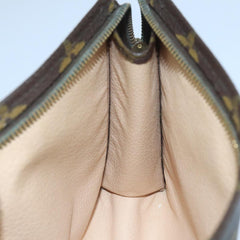 Louis Vuitton Poche Toilette 19