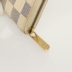 Louis Vuitton Zippy coin purse