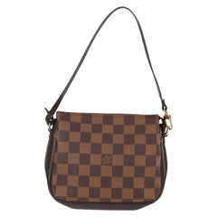 Louis Vuitton Trousse makeup