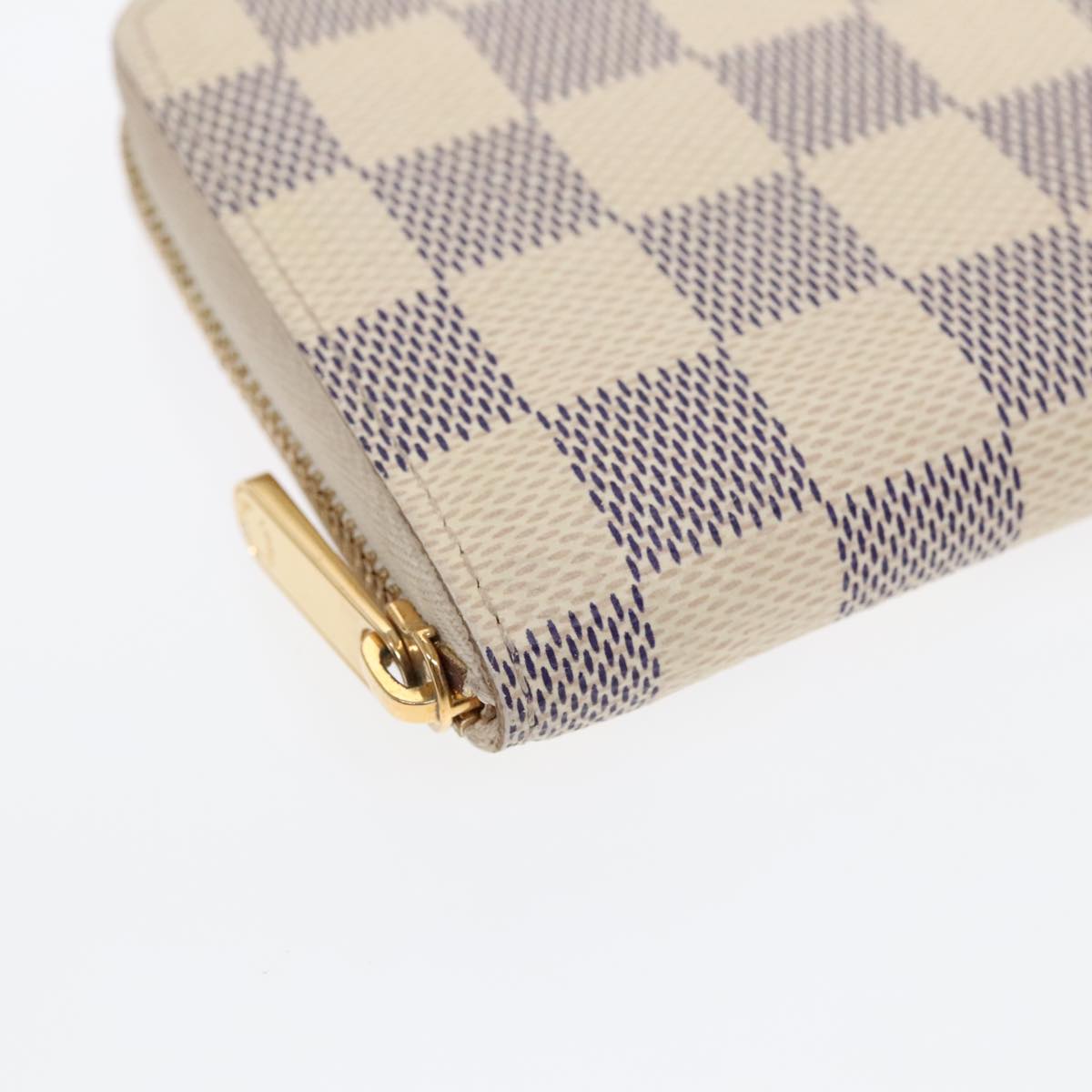 Louis Vuitton Zippy wallet