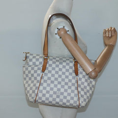 Louis Vuitton Totally