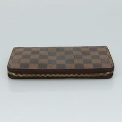Louis Vuitton Zippy wallet