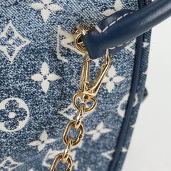 Louis Vuitton Square bag