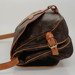 Louis Vuitton Saumur