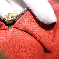 Louis Vuitton Papillon 26