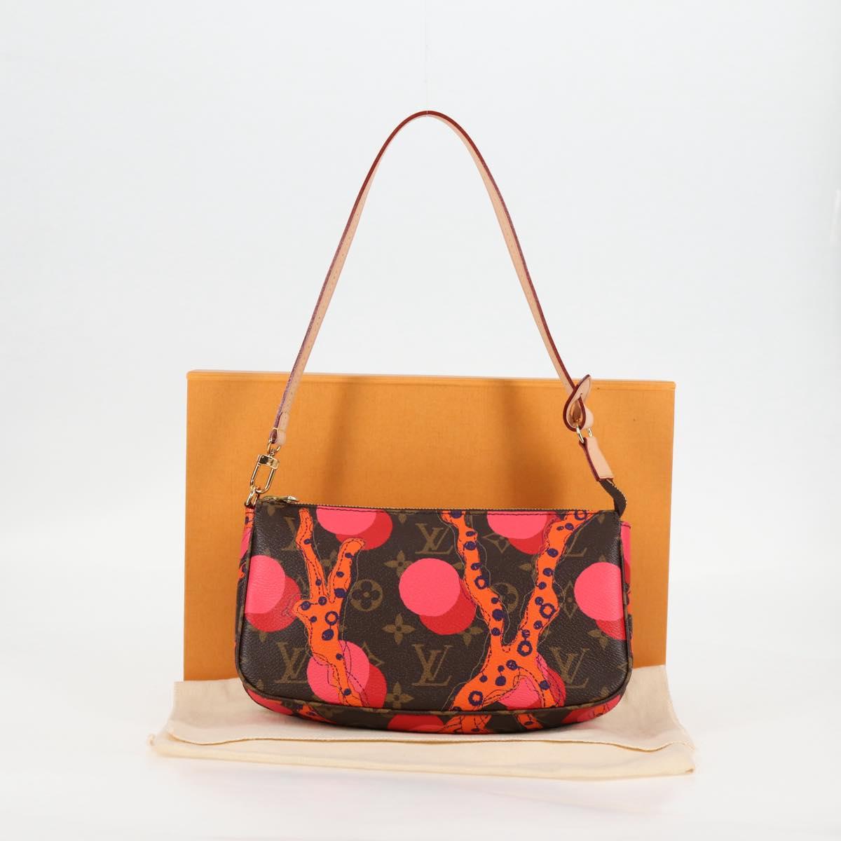 Louis Vuitton Pochette Accessoire