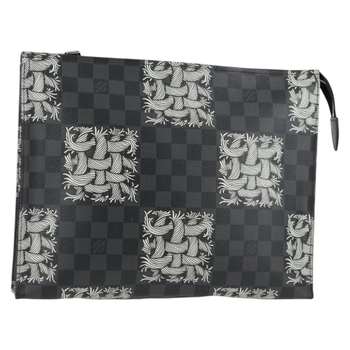 Louis Vuitton Pochette voyage