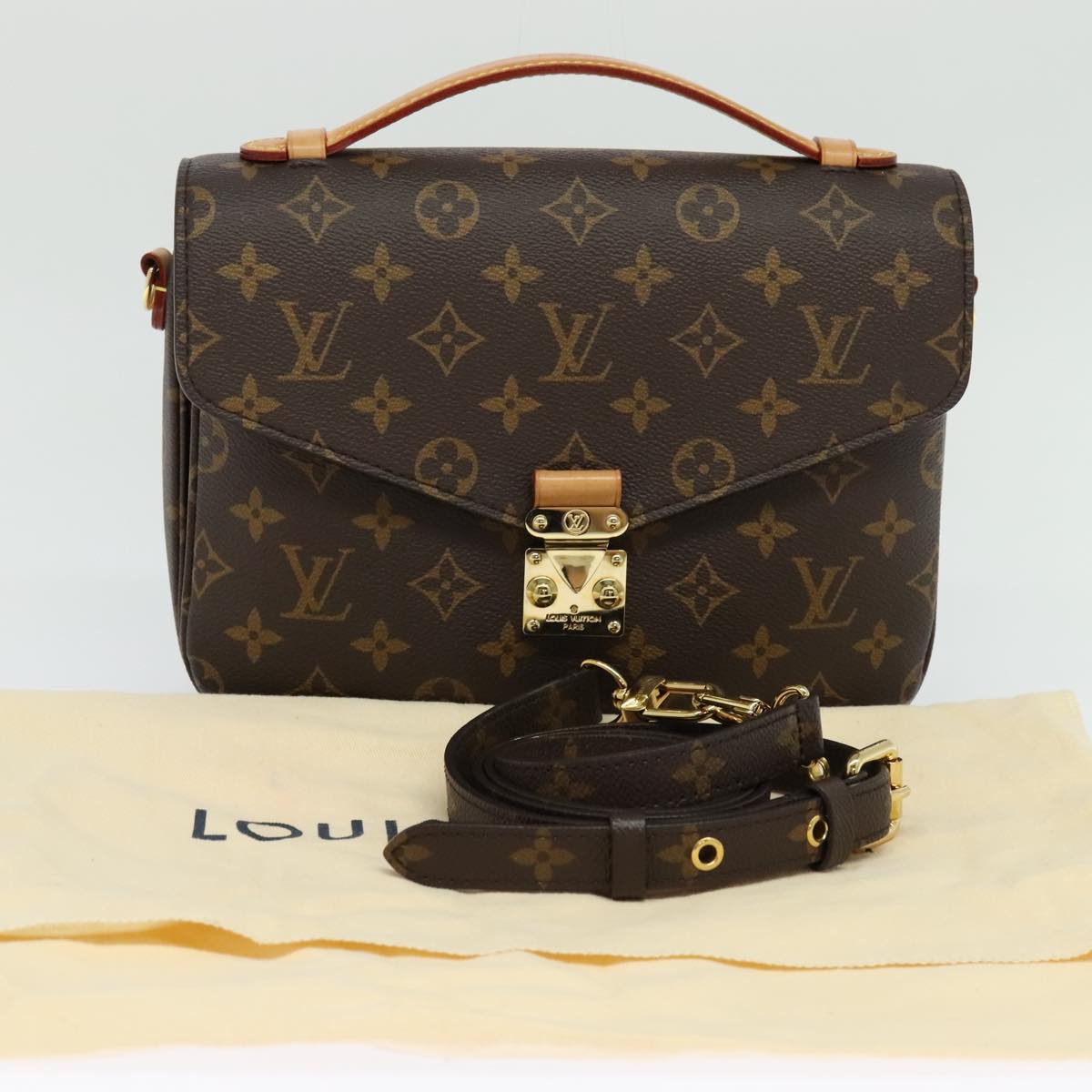 Louis Vuitton Pochette Metis