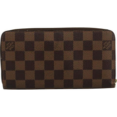 Louis Vuitton Zippy wallet