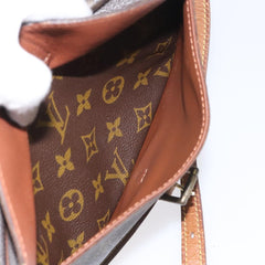Louis Vuitton Jeune fille