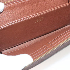 Louis Vuitton Zippy wallet