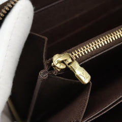 Louis Vuitton Zippy wallet