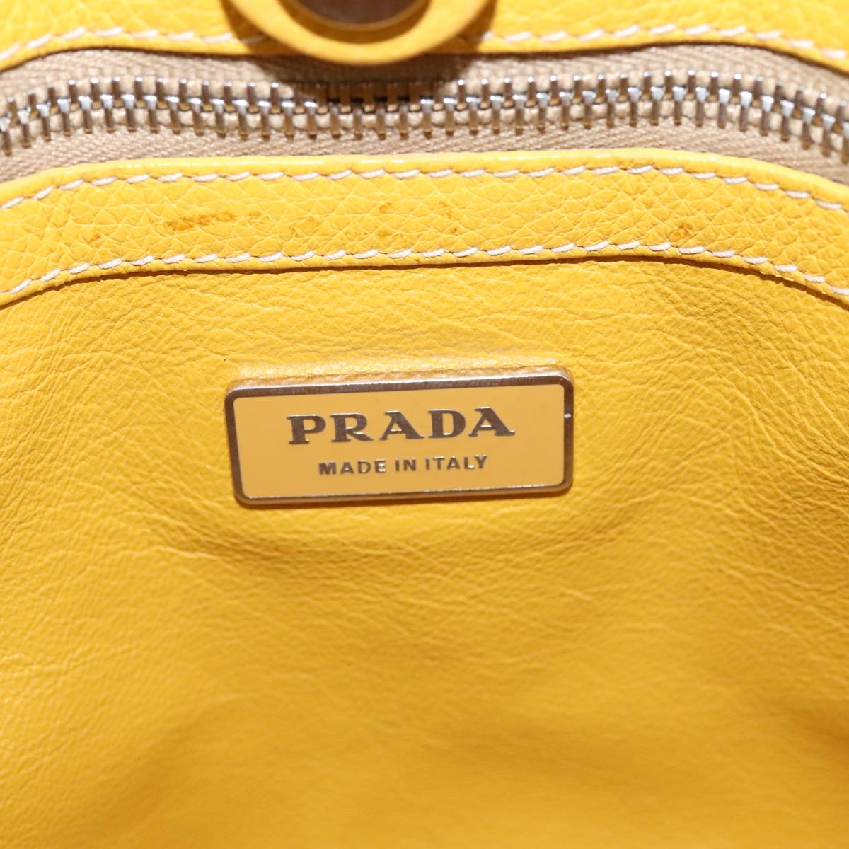 Prada Cabas