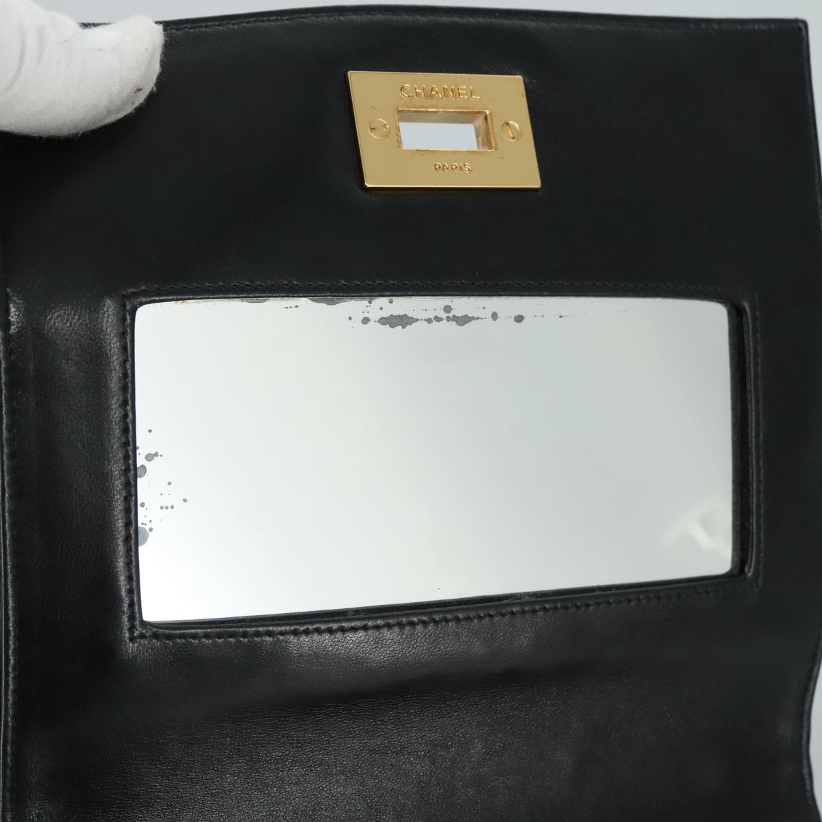 Chanel 2,55