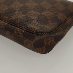 Louis Vuitton Pochette Accessoire
